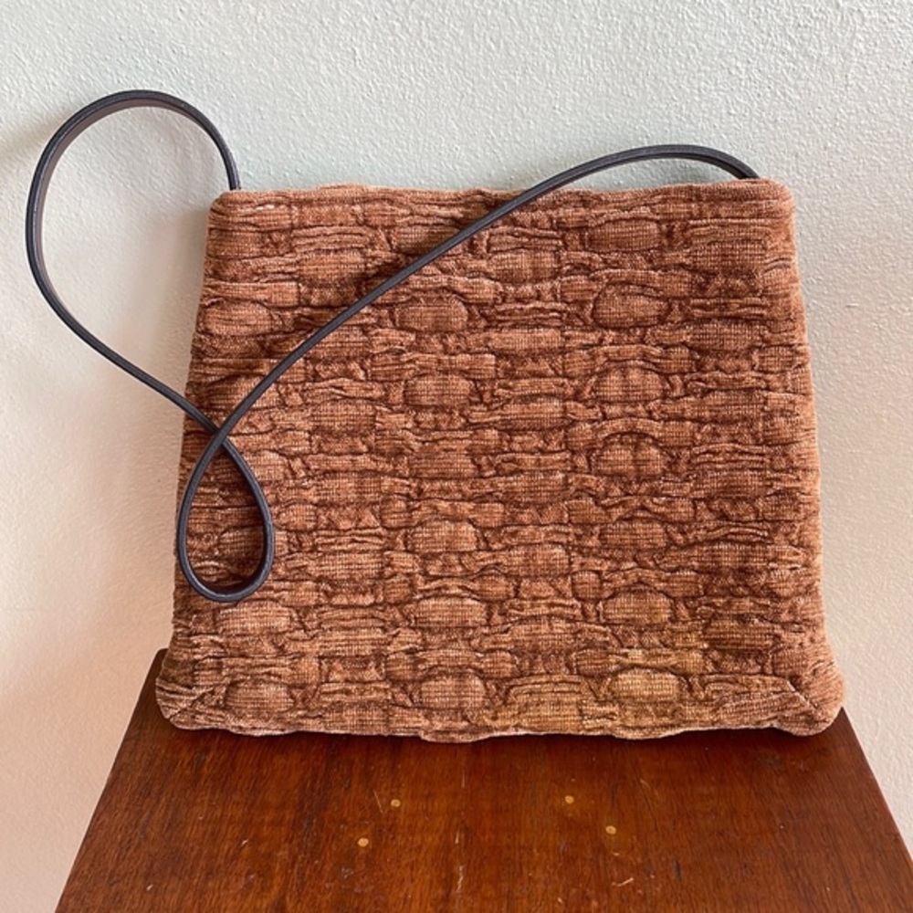 Mena New York retro style fabric purse